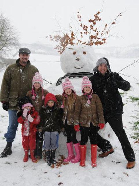 Martin Cranage sent us this picture of families in Laverstock building their giant snowman.