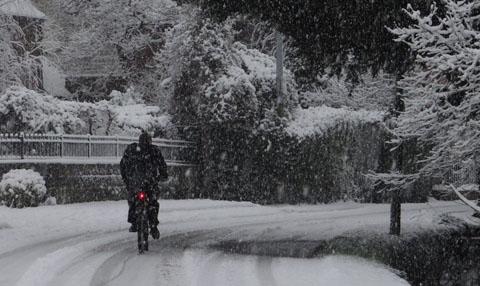 Rory Wilson sent this picture of a cyclist braving the snowy roads.