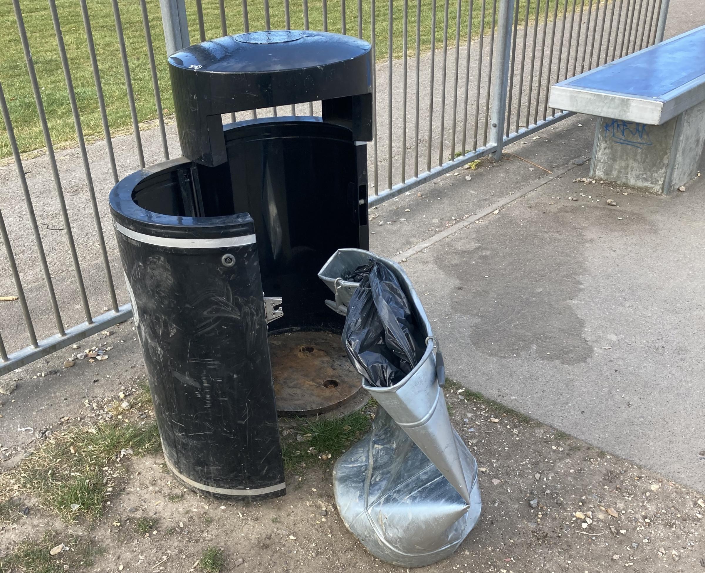 The damaged bin at the Fordingbridge Recreation Ground skate park Picture: Fordingbridge Town Council 