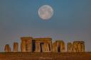 Beautiful photo captures Full Wolf Moon over Stonehenge