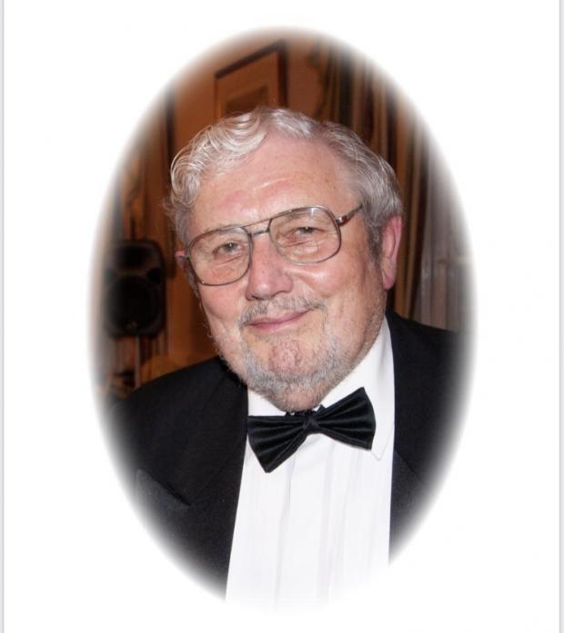 Salisbury Journal: The late James Rhind-Tutt Mayor of Wilton 1998 – 1999