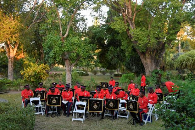 Salisbury Journal: Jamaica Military Band members wait to play at King's House, prior to the arrival of the Duke and Duchess of Cambridge for a dinner hosted by Patrick Allen, Governor General of Jamaica, at King's House, in Kingston, Jamaica, on day five of the royal tour of the Caribbean on behalf of the Queen to mark her Platinum Jubilee. (PA)