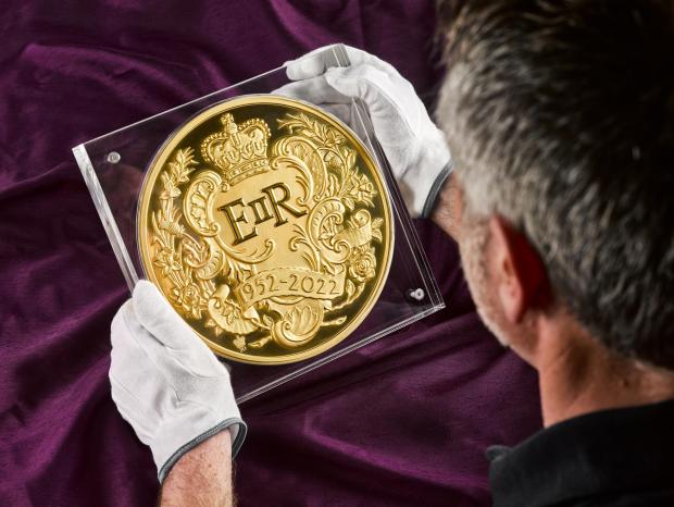 Salisbury Journal:  Largest-ever coin to mark Queen's Platinum Jubilee. Credit: The Royal Mint
