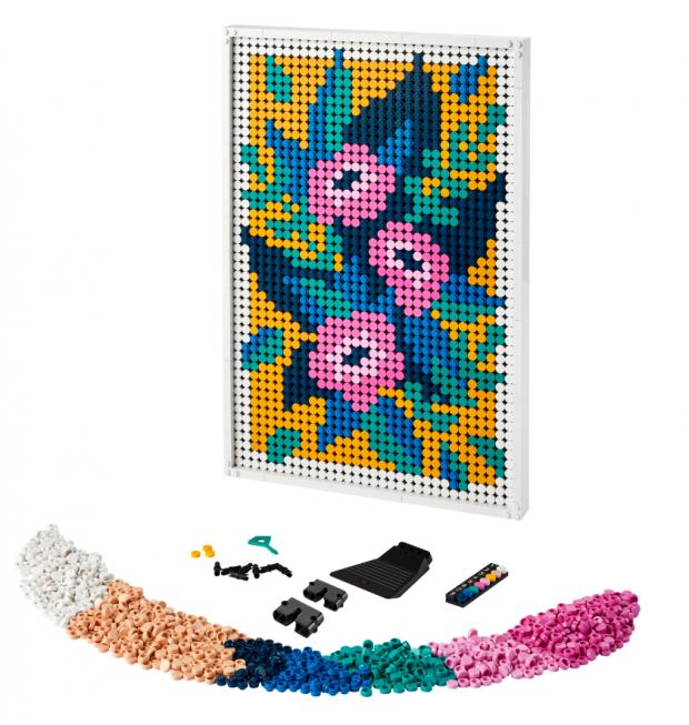 Salisbury Journal: LEGO® Art Floral Art Set. Credit: LEGO