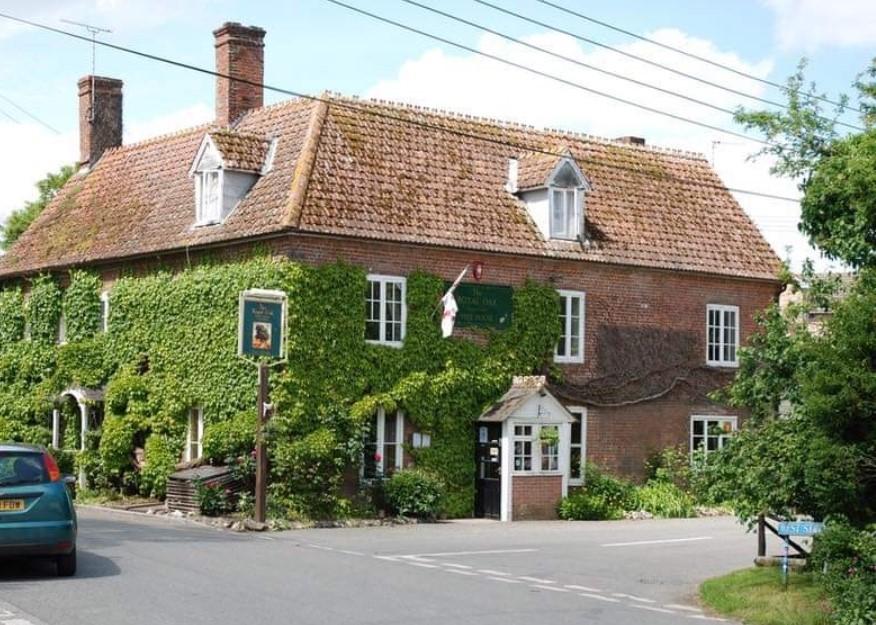 The Royal Oak, Great Wishford, to reopen on December 2 