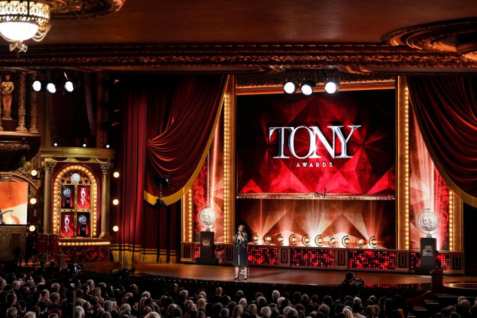 Solidarity expressed with striking writers during unscripted Tony Awards show