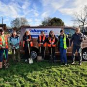 Community groups in Ringwood join forces to plant hedge around Ringwood Car Park