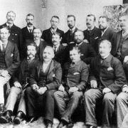 William Thick (second left front) with the detectives of H. Division of the Metropolitan Police.