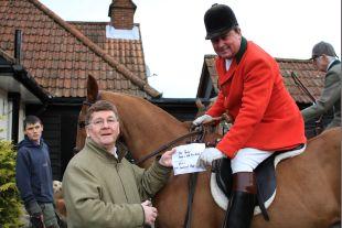 New Forest Hounds raise funds for air ambulance