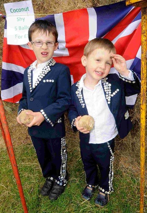 Pearly Kings Ruben and Sonny on the coconut shy at Shrewton's Jubilee event. DC1646P4