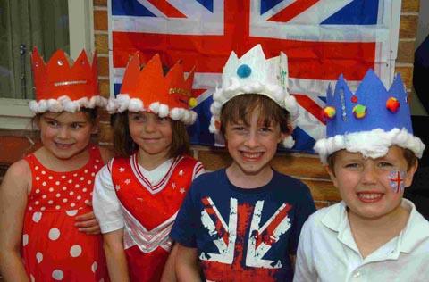 Amesbury Before and After School Club made some lovely crowns for their Jubilee party. DC1611P2