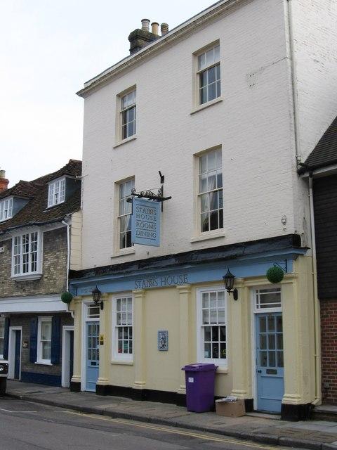 The Albion Inn was situated at 32 St Anns Street, Salisbury and is now a restaurant.