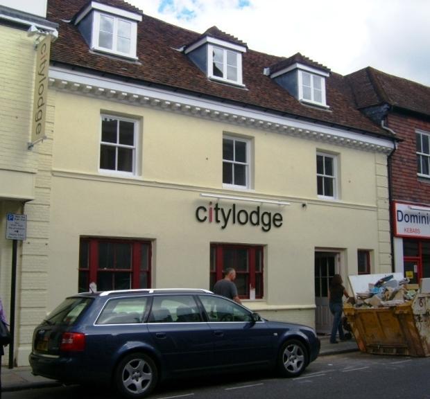 The City Lodge was situated at 33 Milford Street.