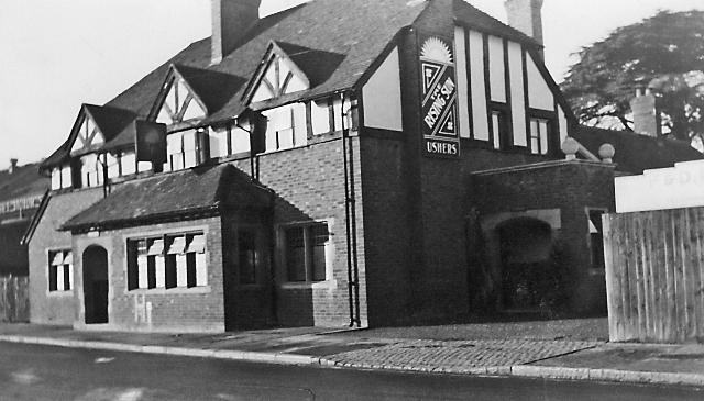 The Rising Sun was situated on Castle Street. This pub has now been demolished and replaced by flats. Wendy Lawrence said: "My wedding reception was held here in 1967." Jenny Jackson