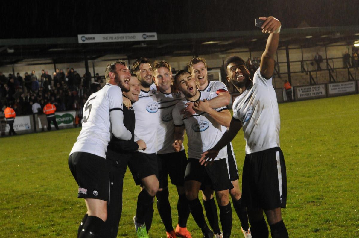Salisbury are the new champions of the Sydenhams Wessex Premier after beating Horndean 3-0